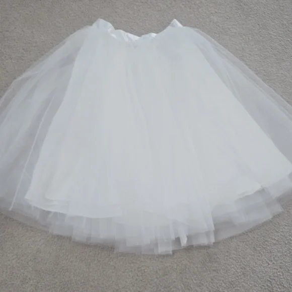 NWOT Space 46 White Tulle Skirt - Picture 1 of 6